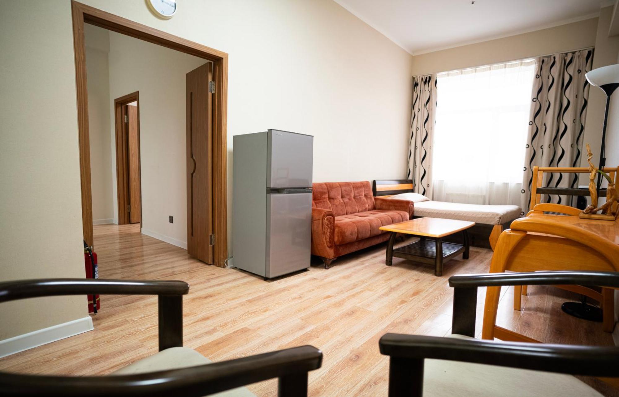 Tsolmon'S Serviced Apartments Ulaanbaatar Esterno foto